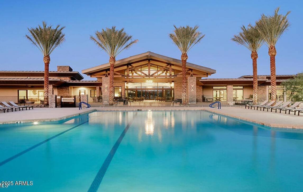 1304 W Desert Hills Drive