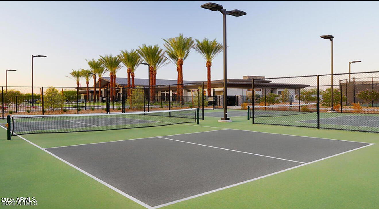 1304 W Desert Hills Drive