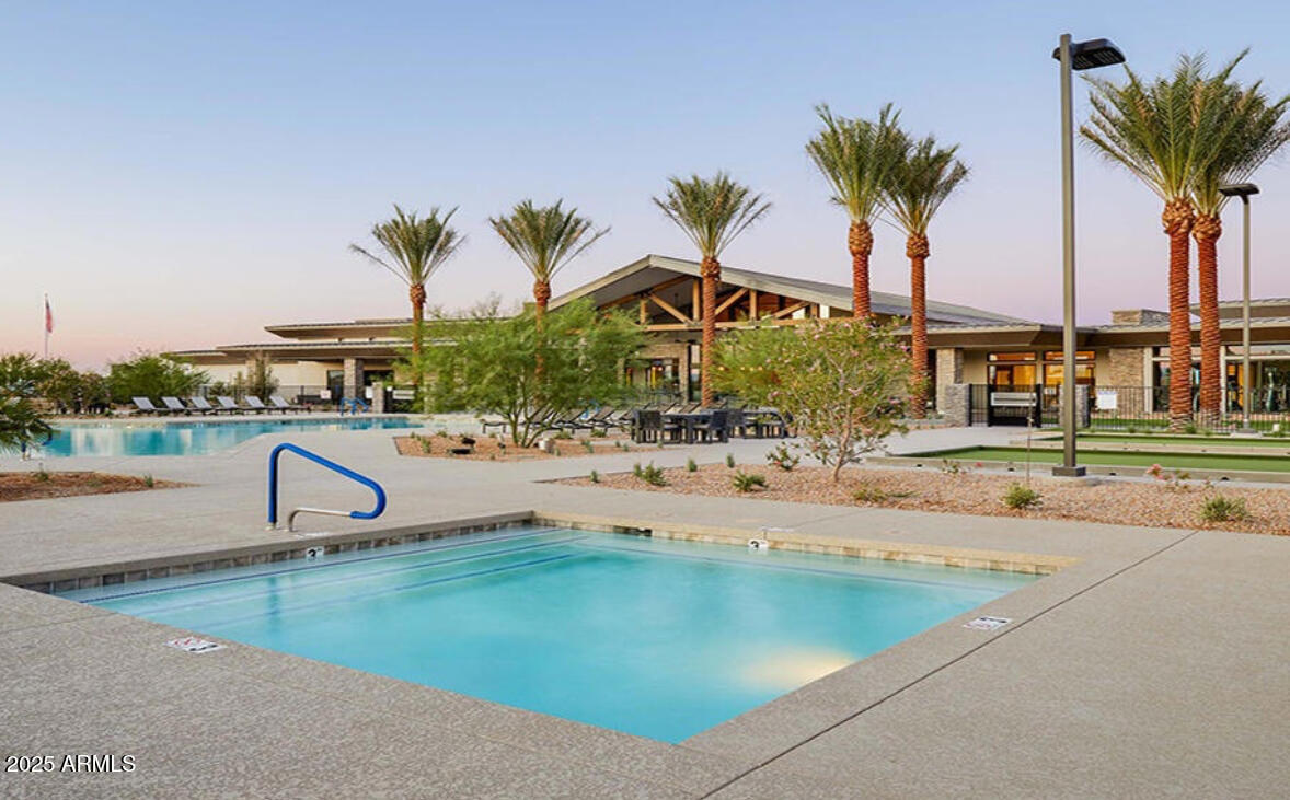 1304 W Desert Hills Drive