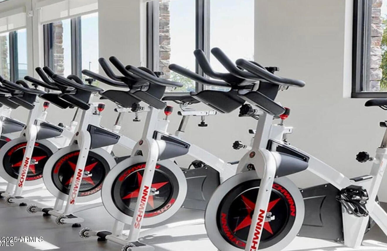 1304 W Desert Hills Drive