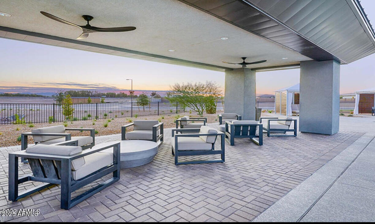 1304 W Desert Hills Drive