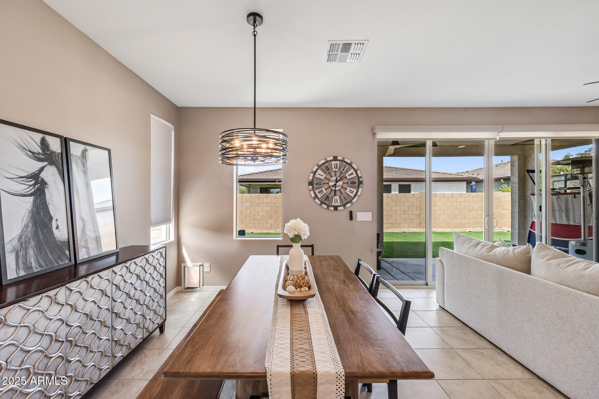 1304 W Desert Hills Drive