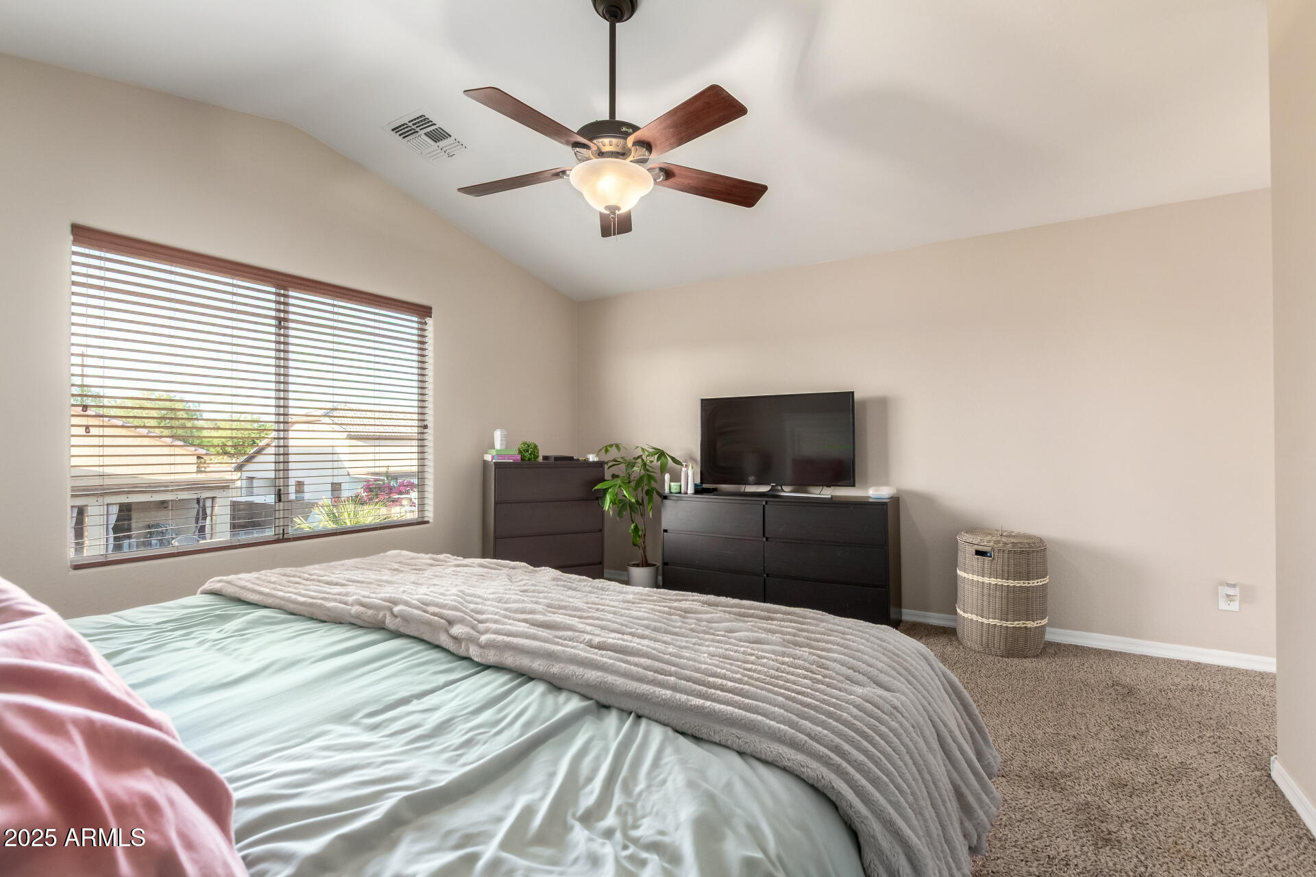 24844 W HUNTINGTON Drive