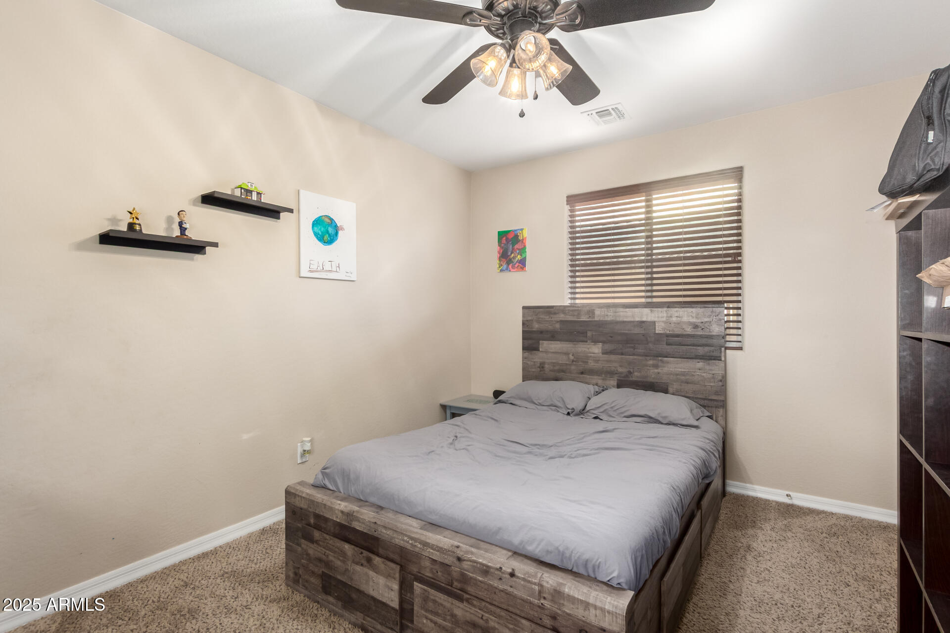 24844 W HUNTINGTON Drive