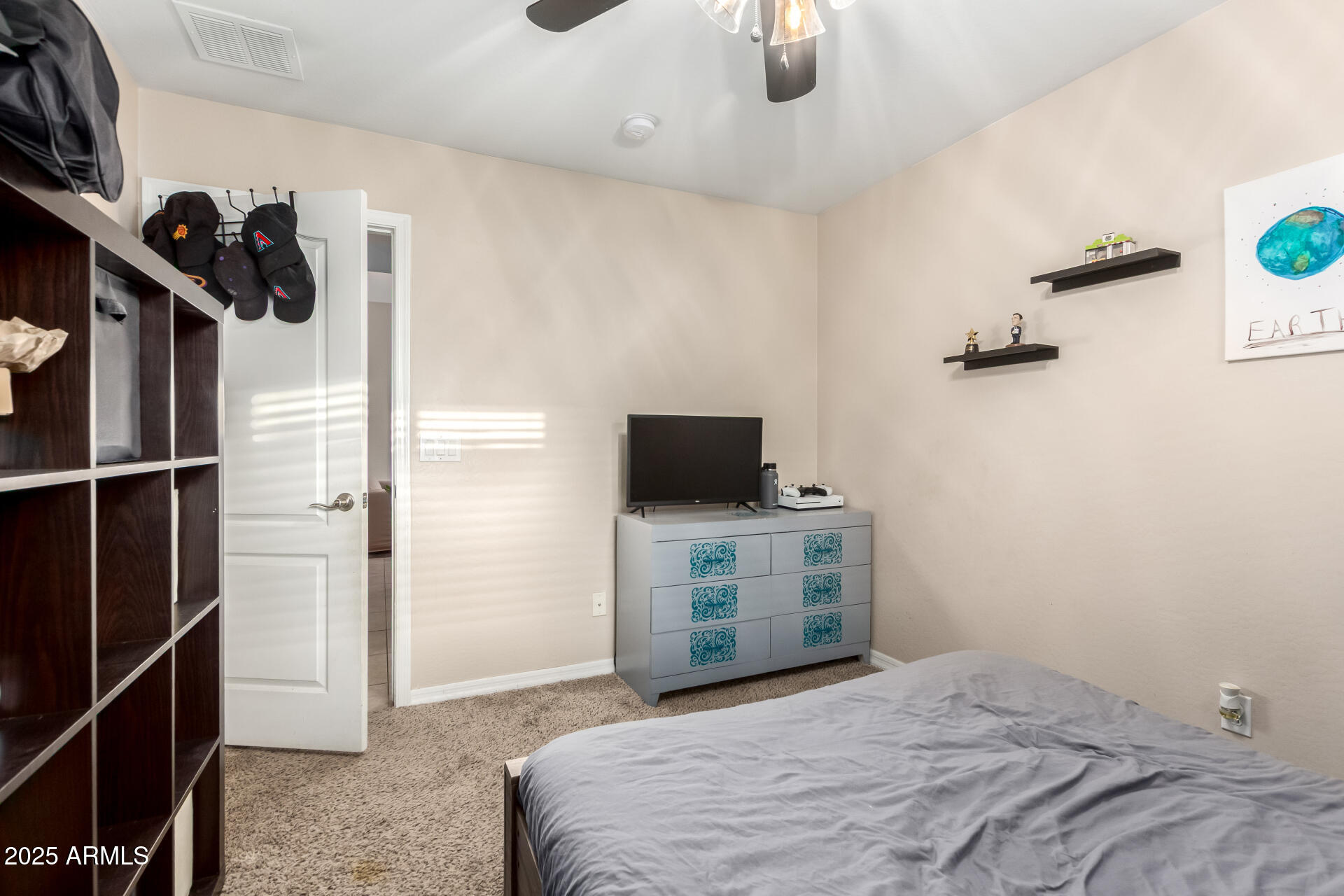 24844 W HUNTINGTON Drive