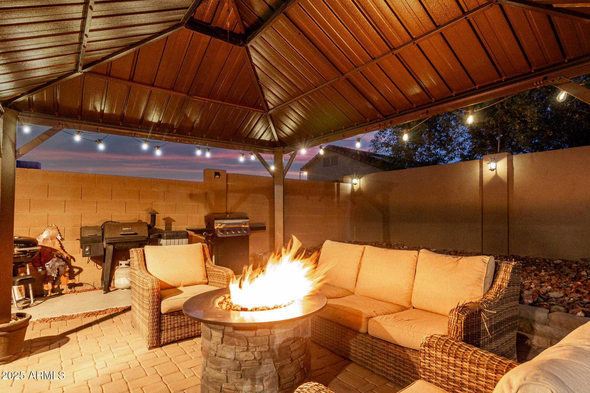 24844 W HUNTINGTON Drive