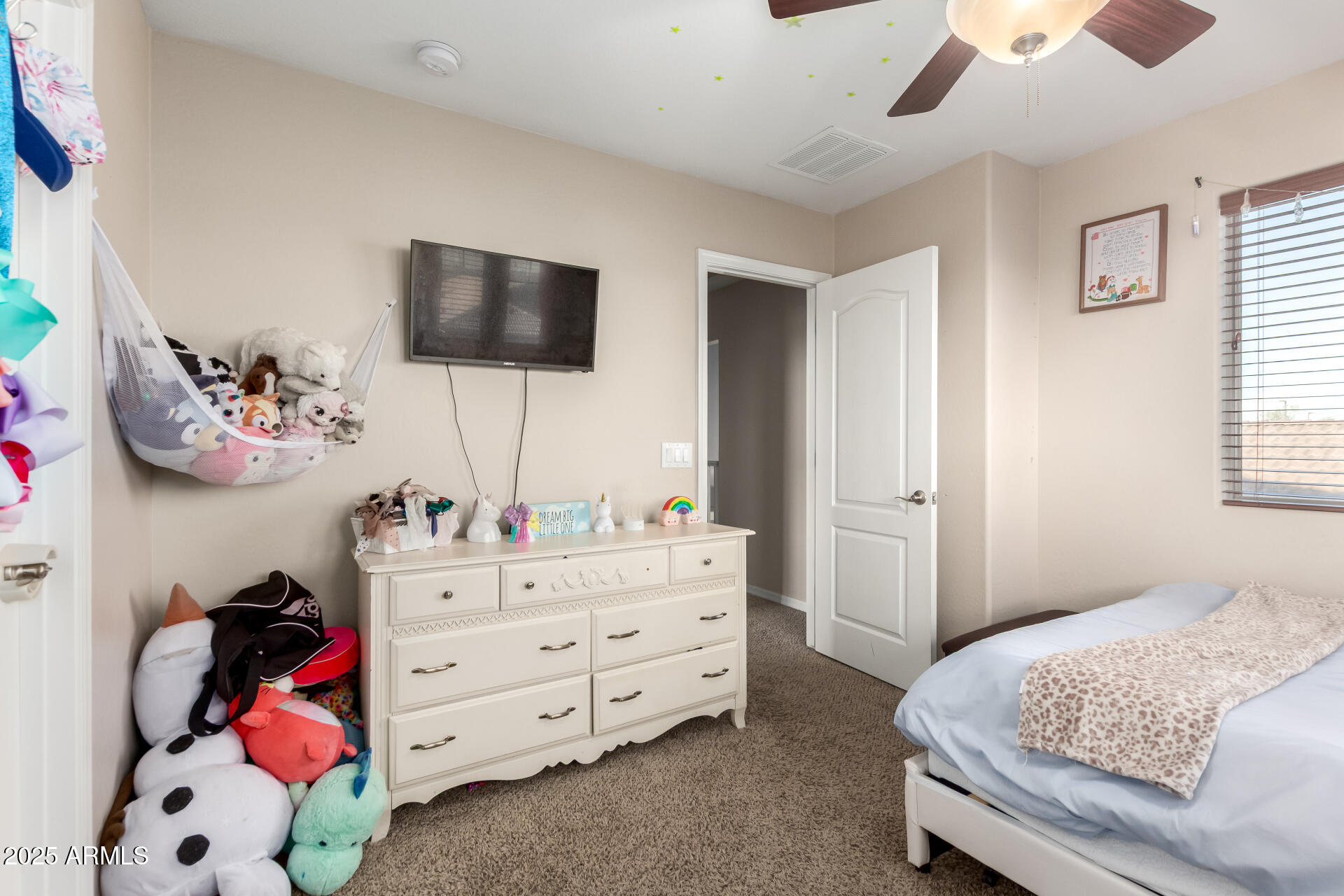 24844 W HUNTINGTON Drive