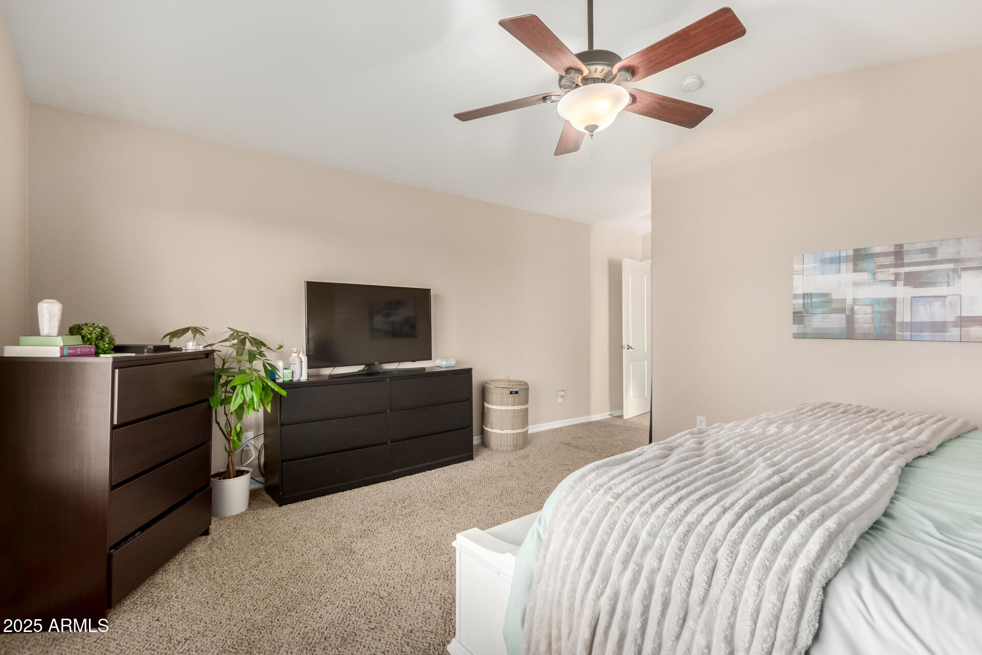 24844 W HUNTINGTON Drive