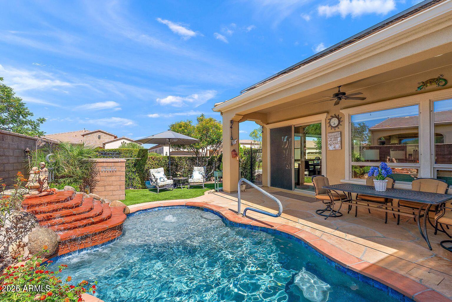 1275 E VERDE Boulevard