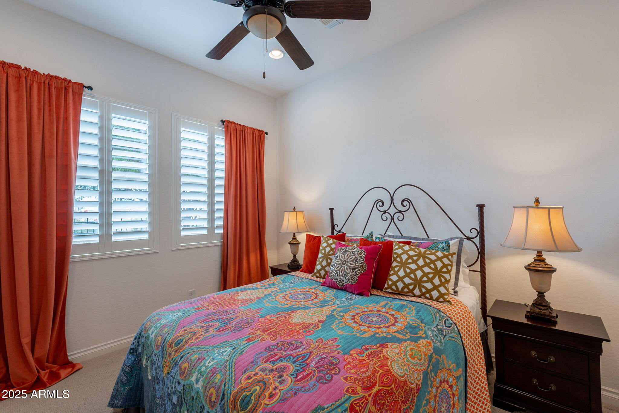 1275 E VERDE Boulevard