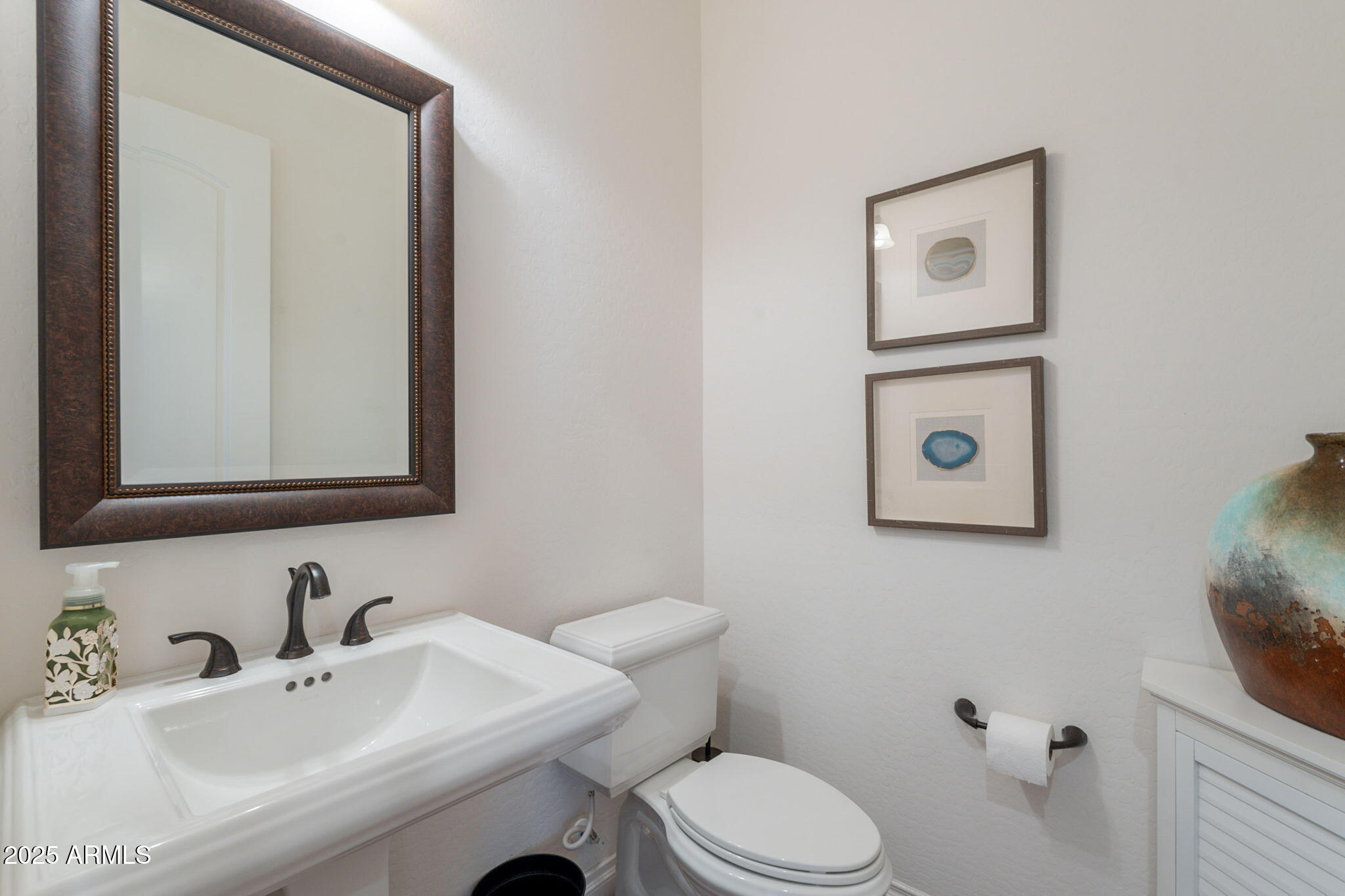 1275 E VERDE Boulevard