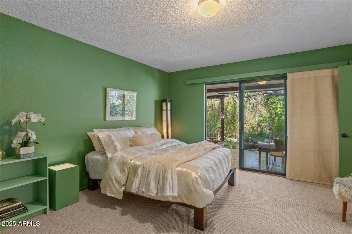 5410 E VERNON Avenue