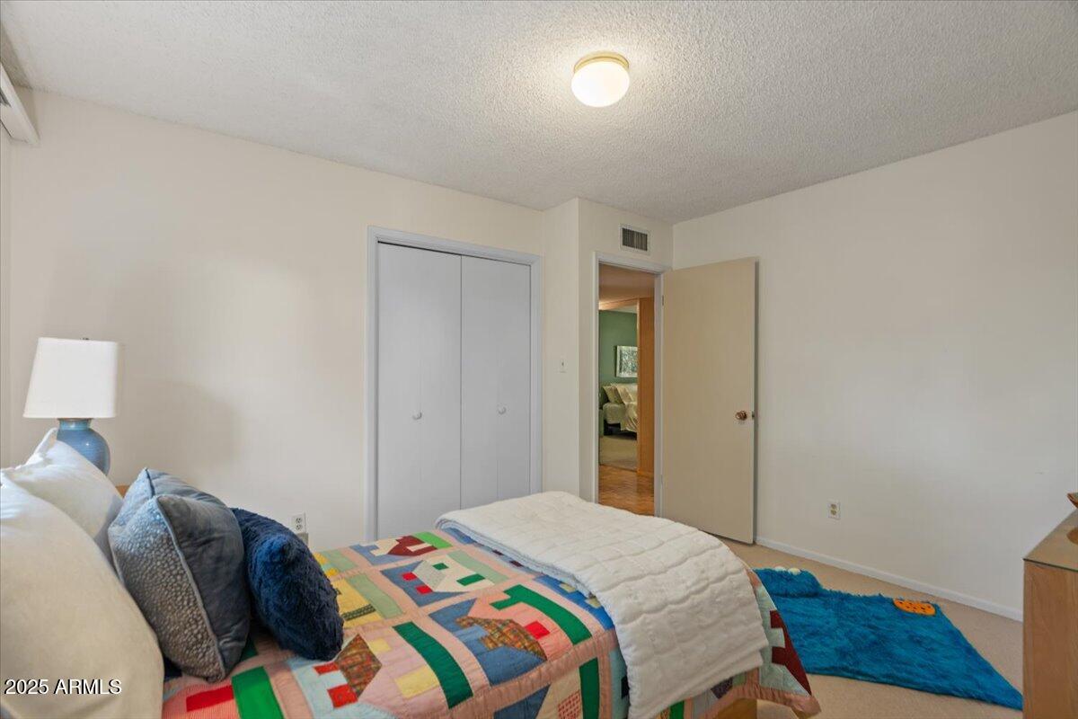 5410 E VERNON Avenue