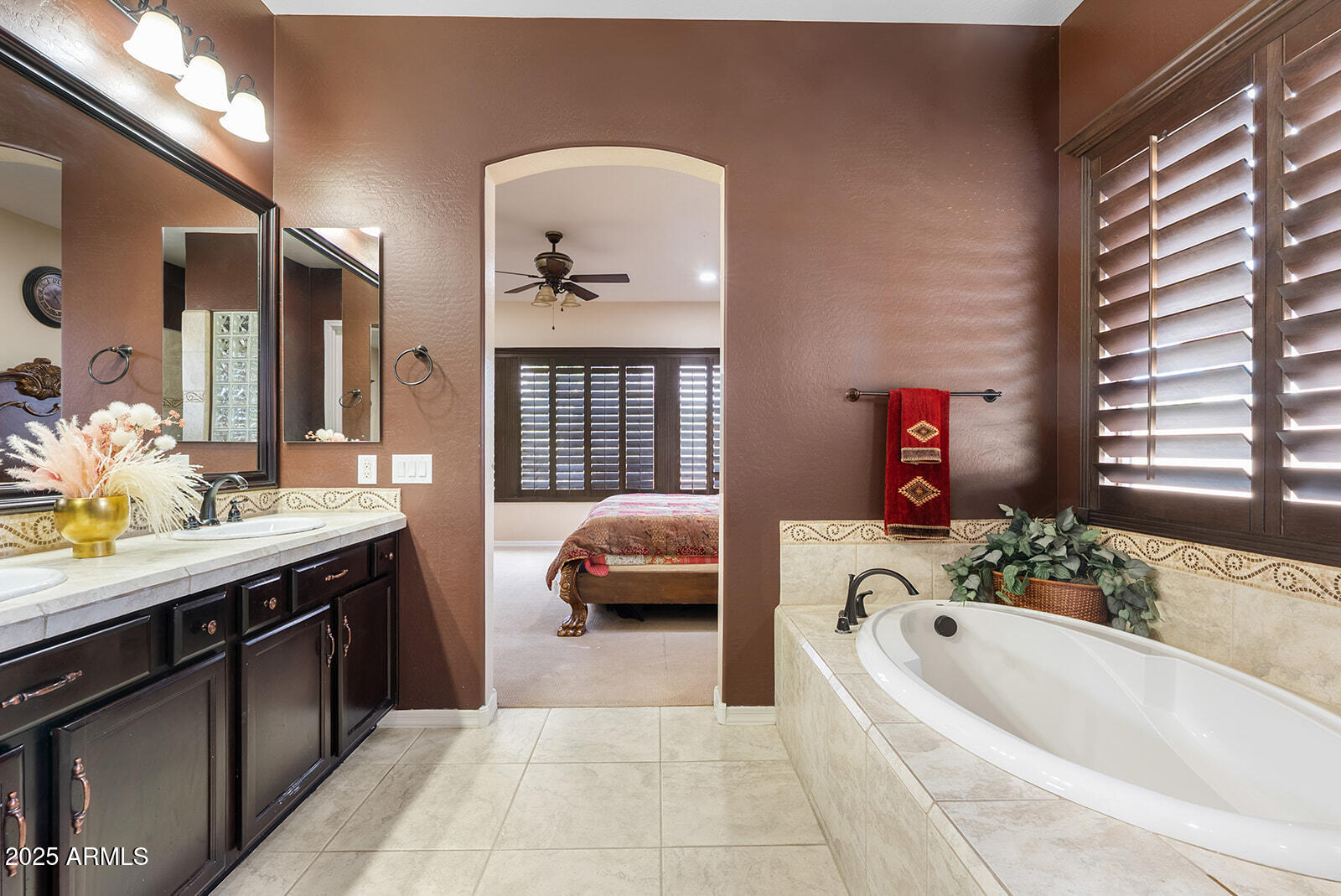 6602 S BRIDAL VAIL Drive, Gilbert