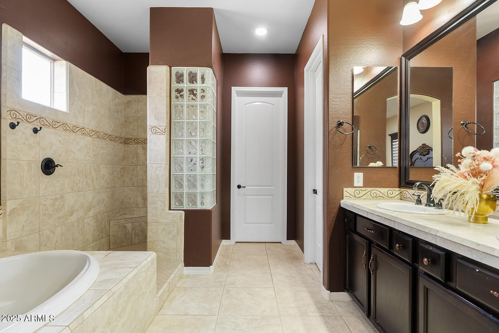 6602 S BRIDAL VAIL Drive, Gilbert