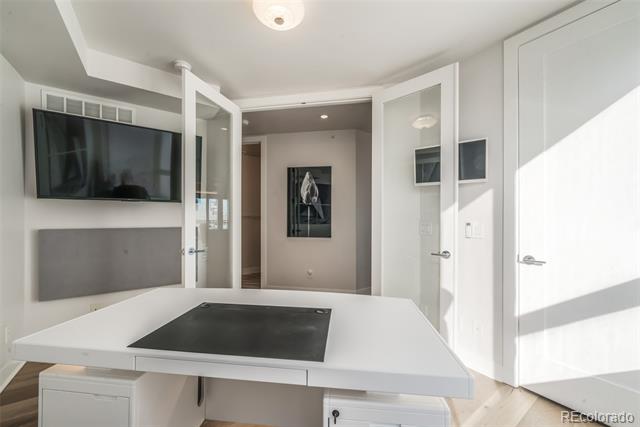 1737 Central Street Unit: 501