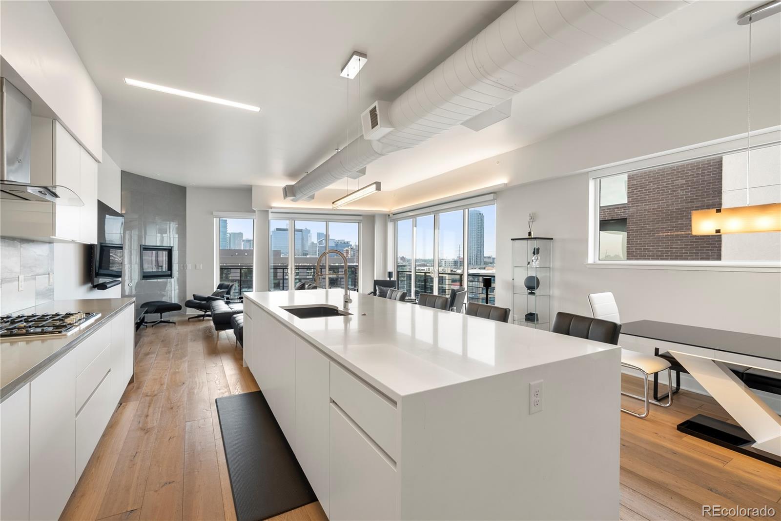 1737 Central Street Unit: 501
