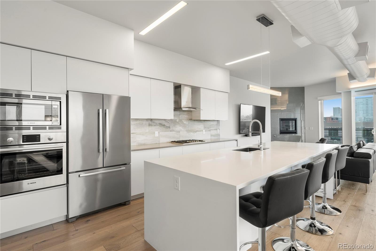 1737 Central Street Unit: 501