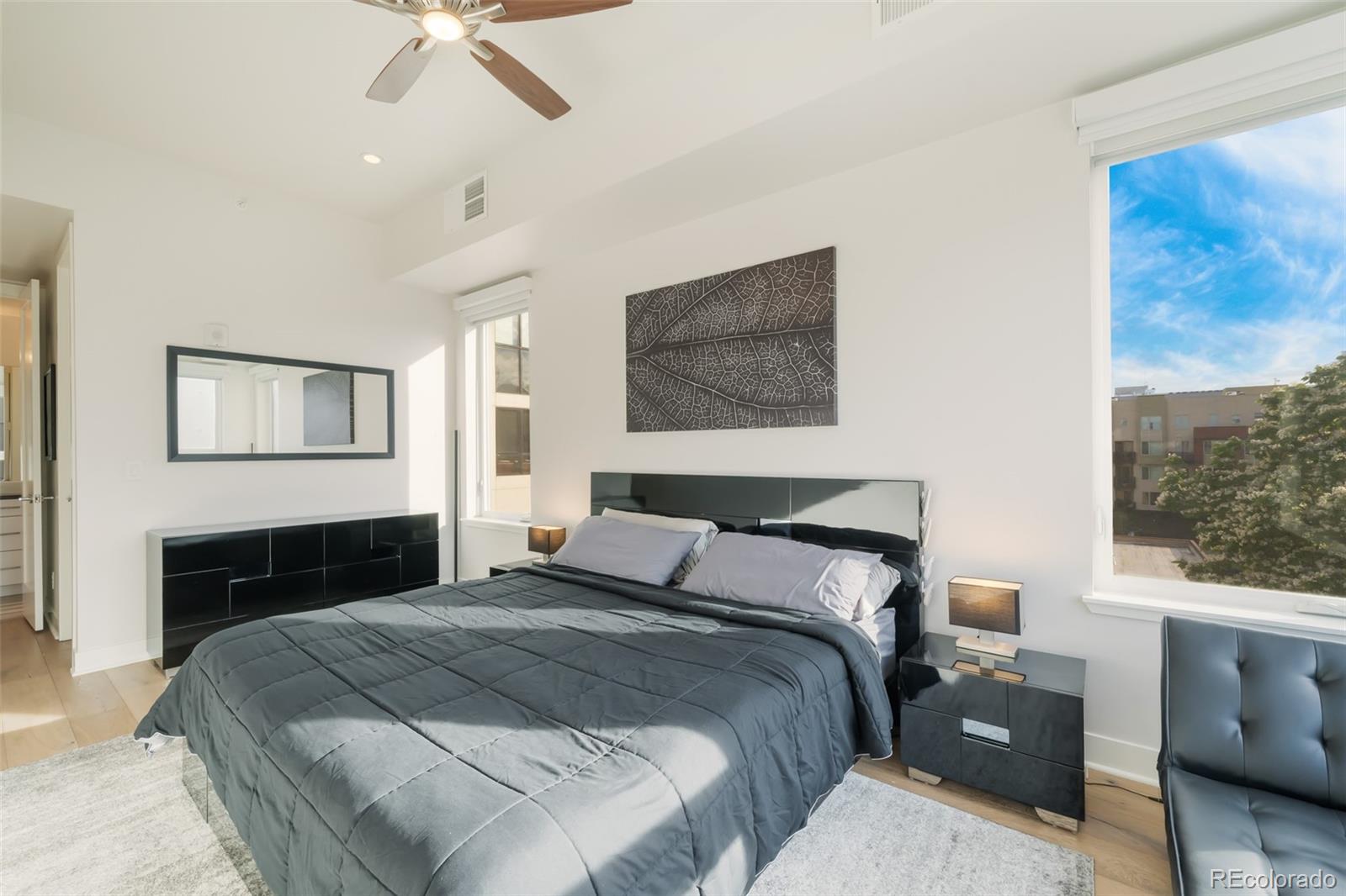 1737 Central Street Unit: 501