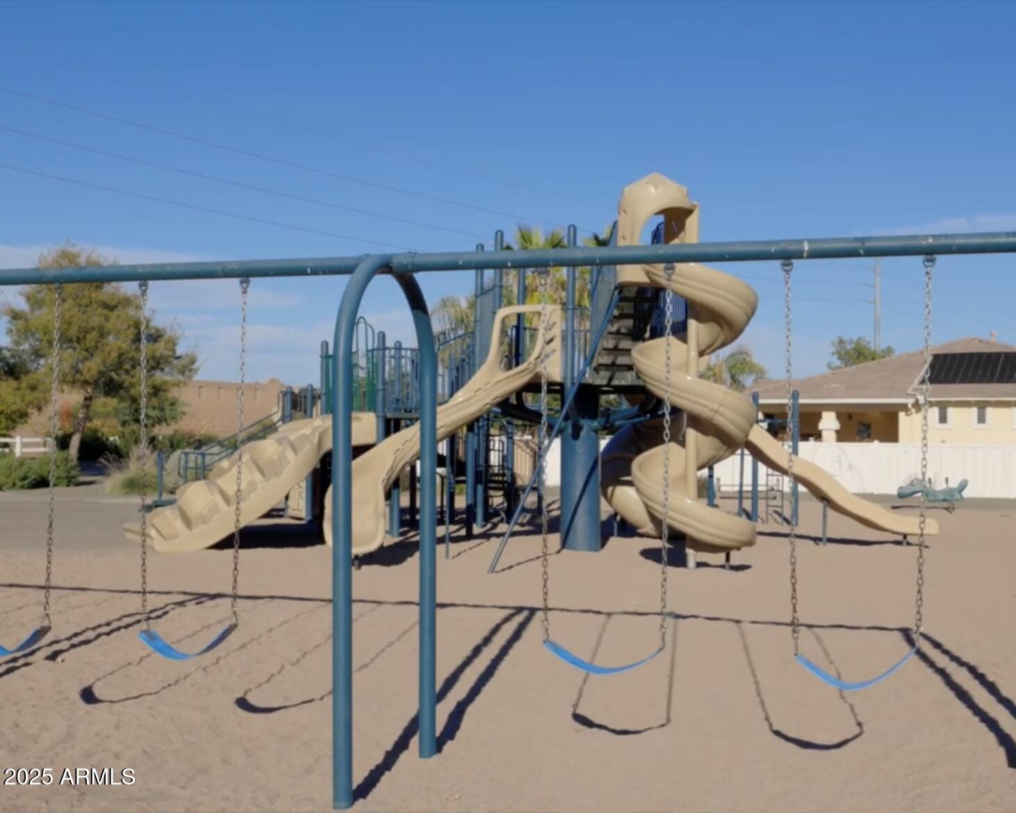 2756 E VIRGINIA Street