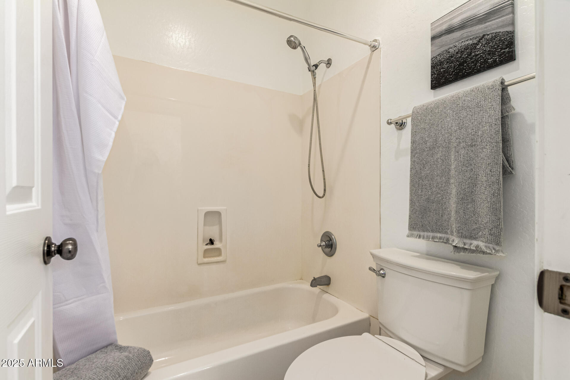 2756 E VIRGINIA Street