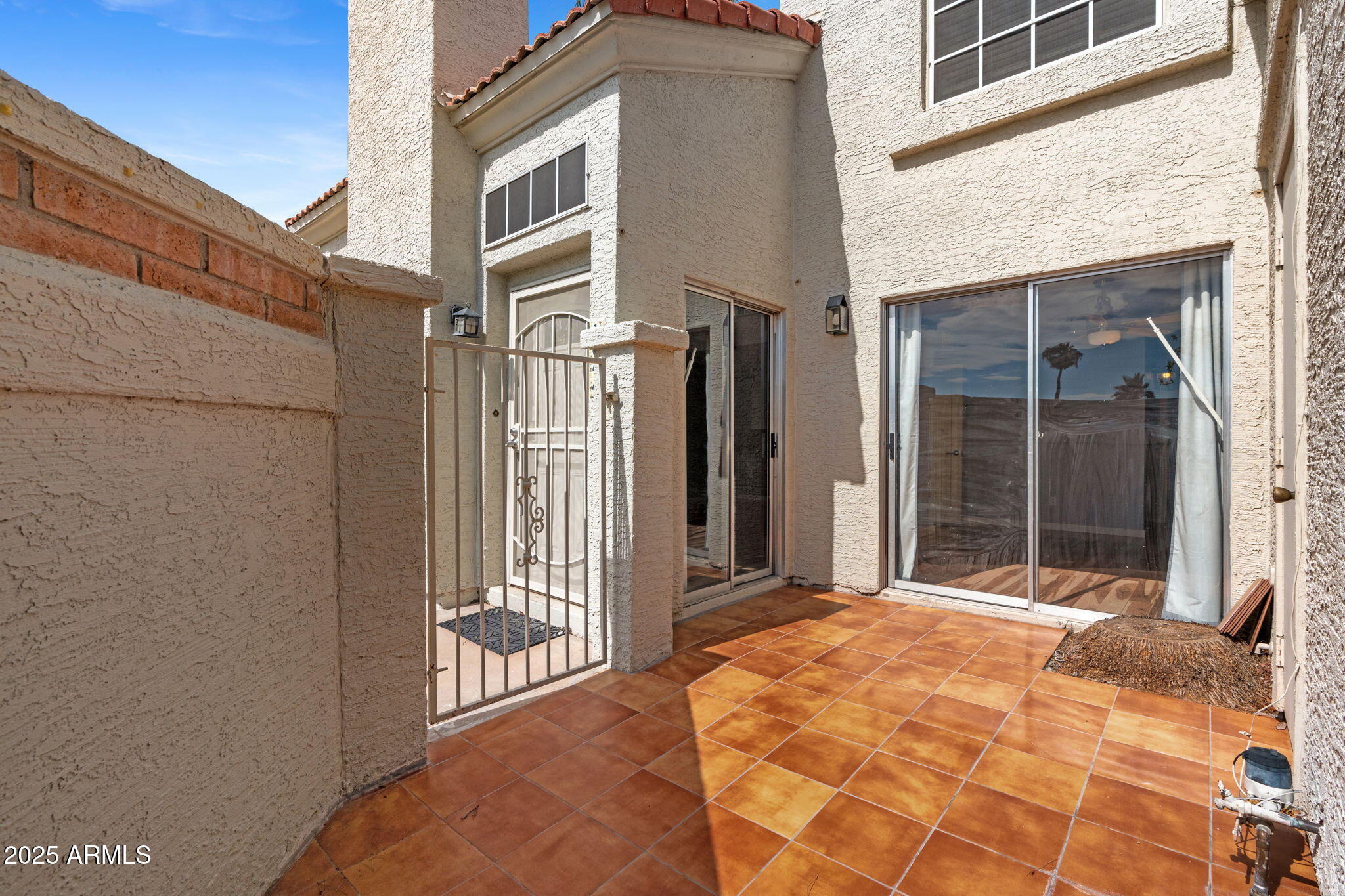 1717 E UNION HILLS Drive 1044