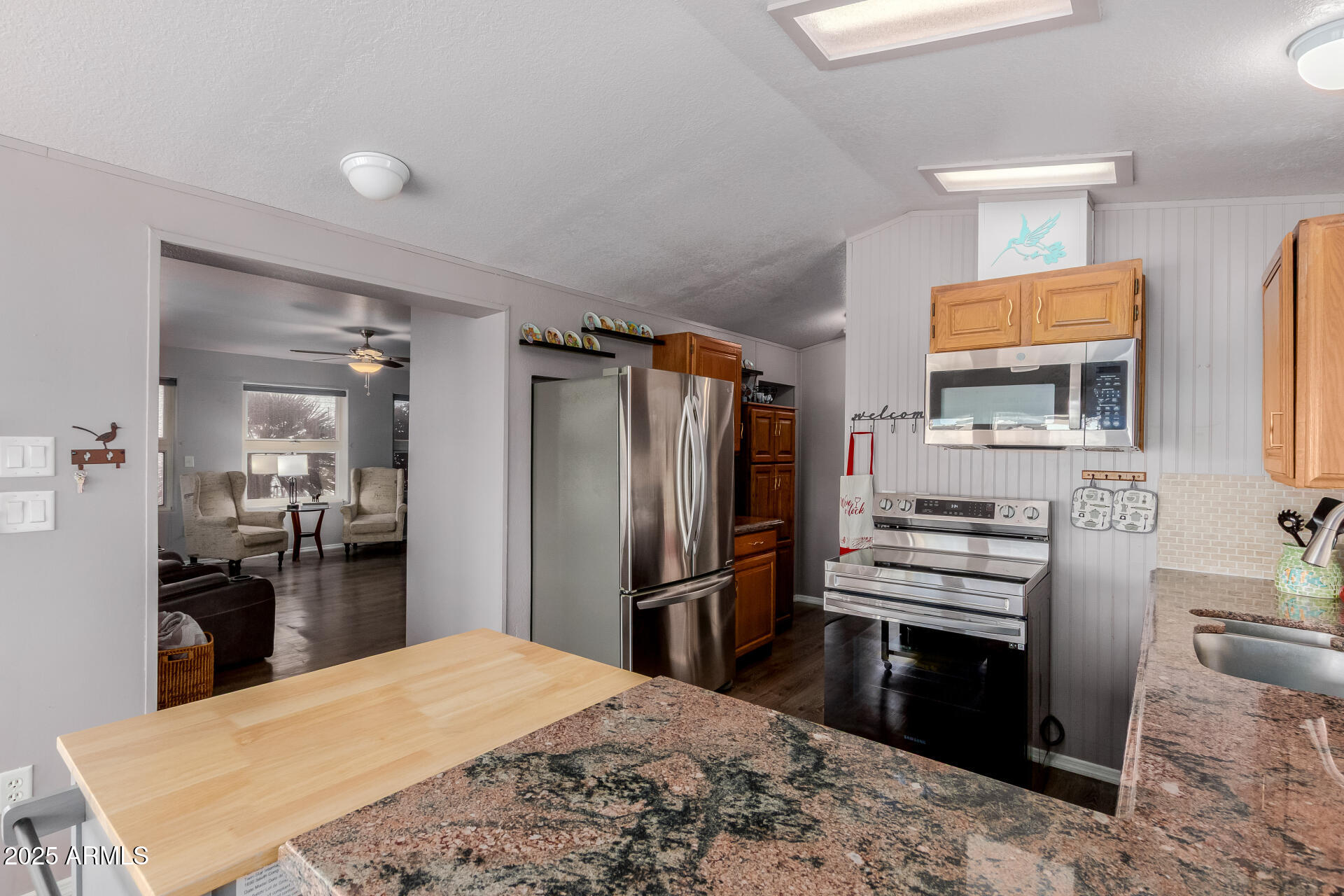 17200 W BELL Road, 1233
