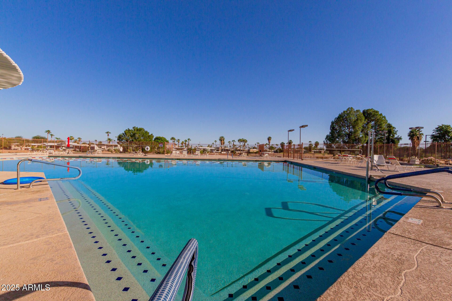 17200 W BELL Road, 1233