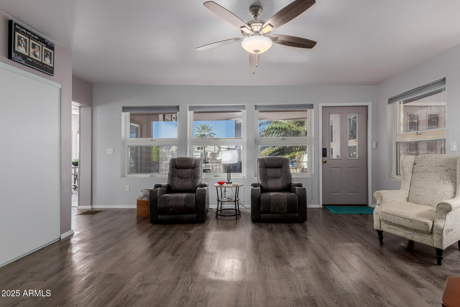 17200 W BELL Road, 1233