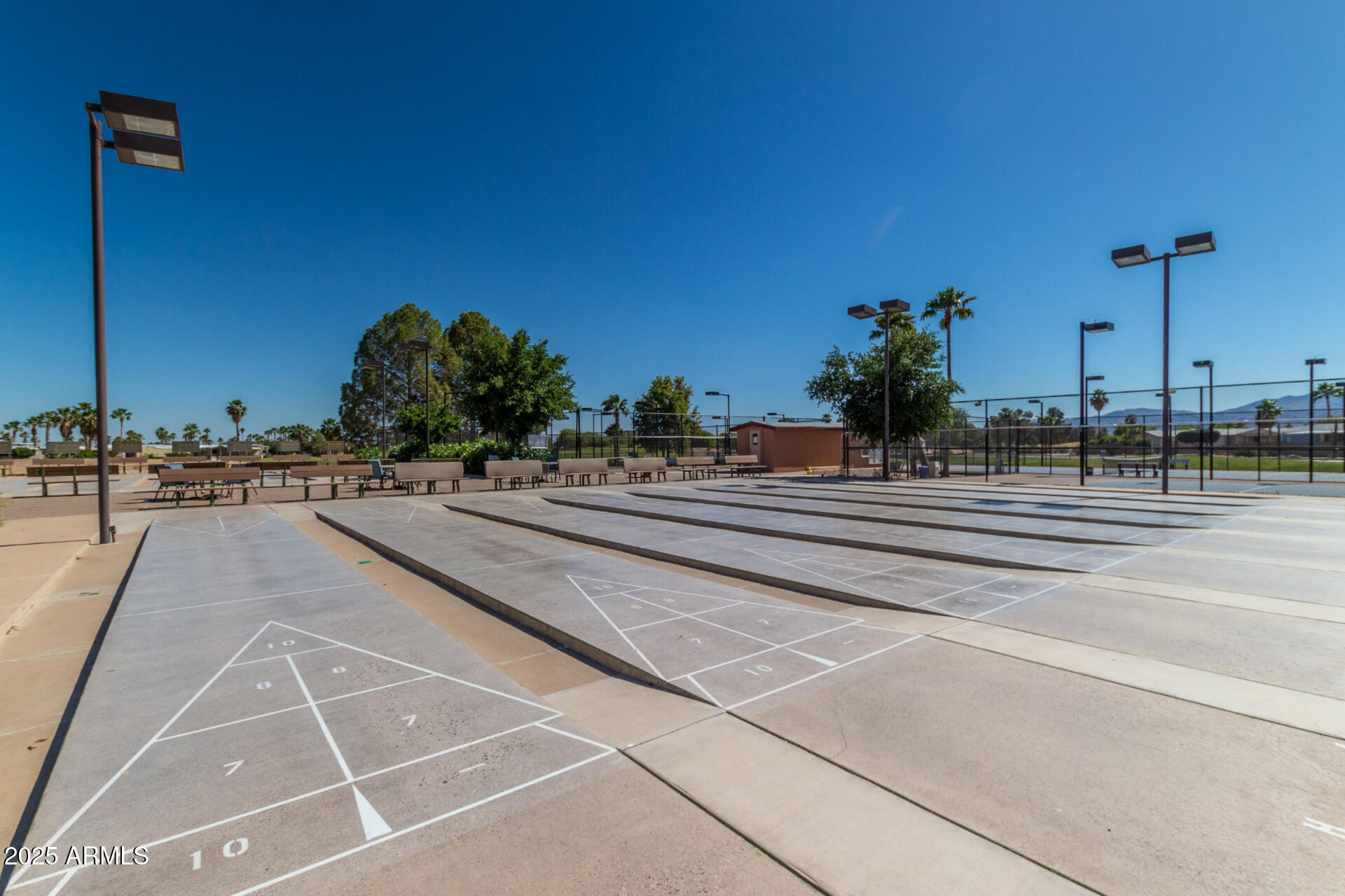 17200 W BELL Road, 1233