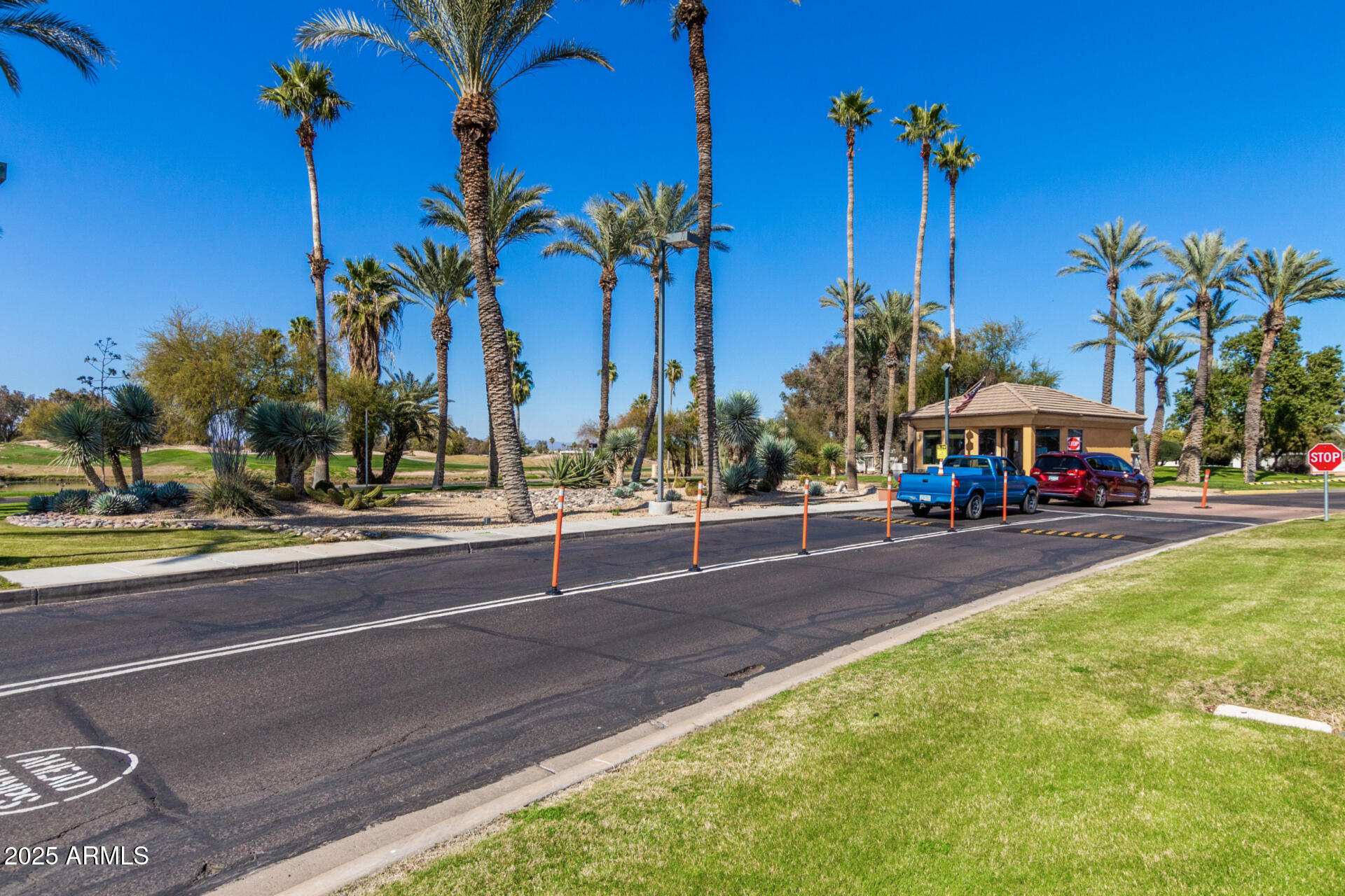 17200 W BELL Road, 1233