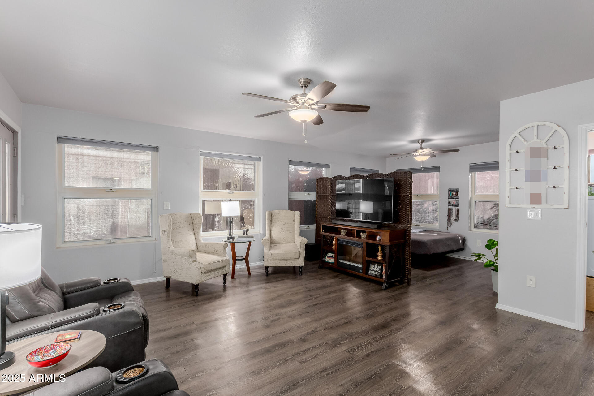17200 W BELL Road, 1233