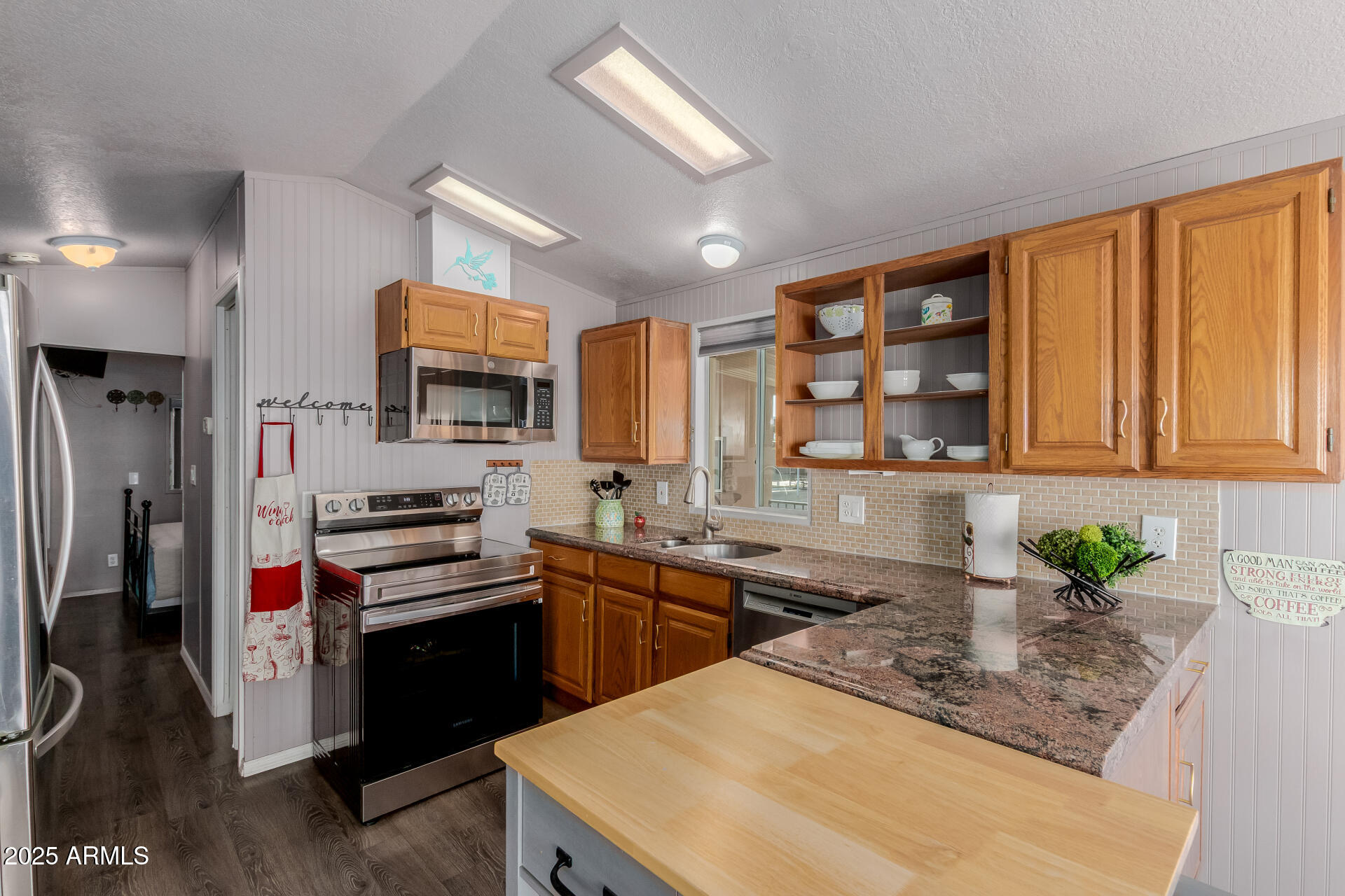 17200 W BELL Road, 1233