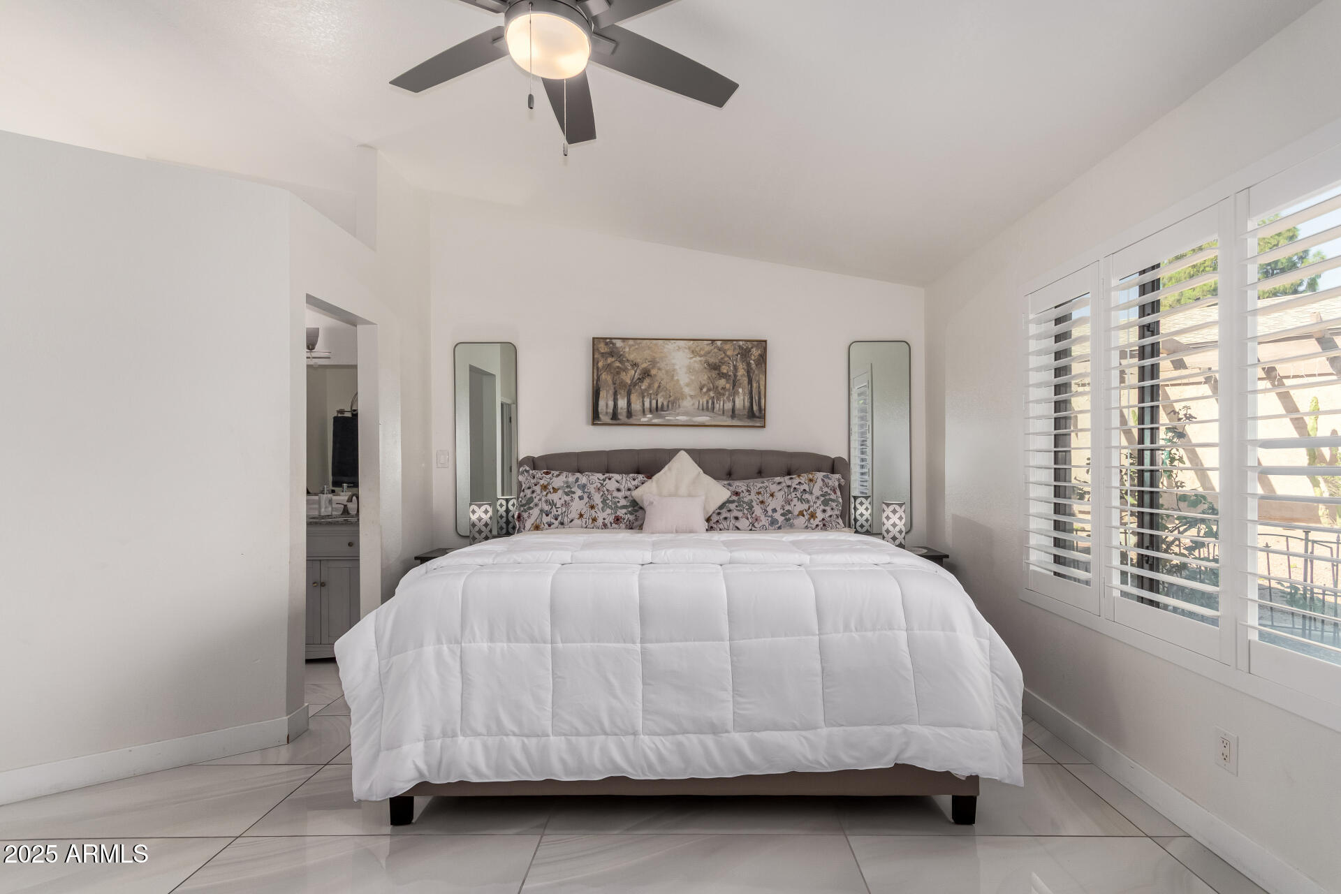 8611 E GARFIELD Street