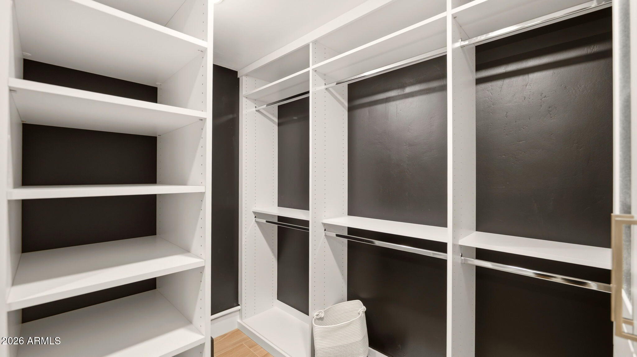 6715 E MONTECITO Avenue