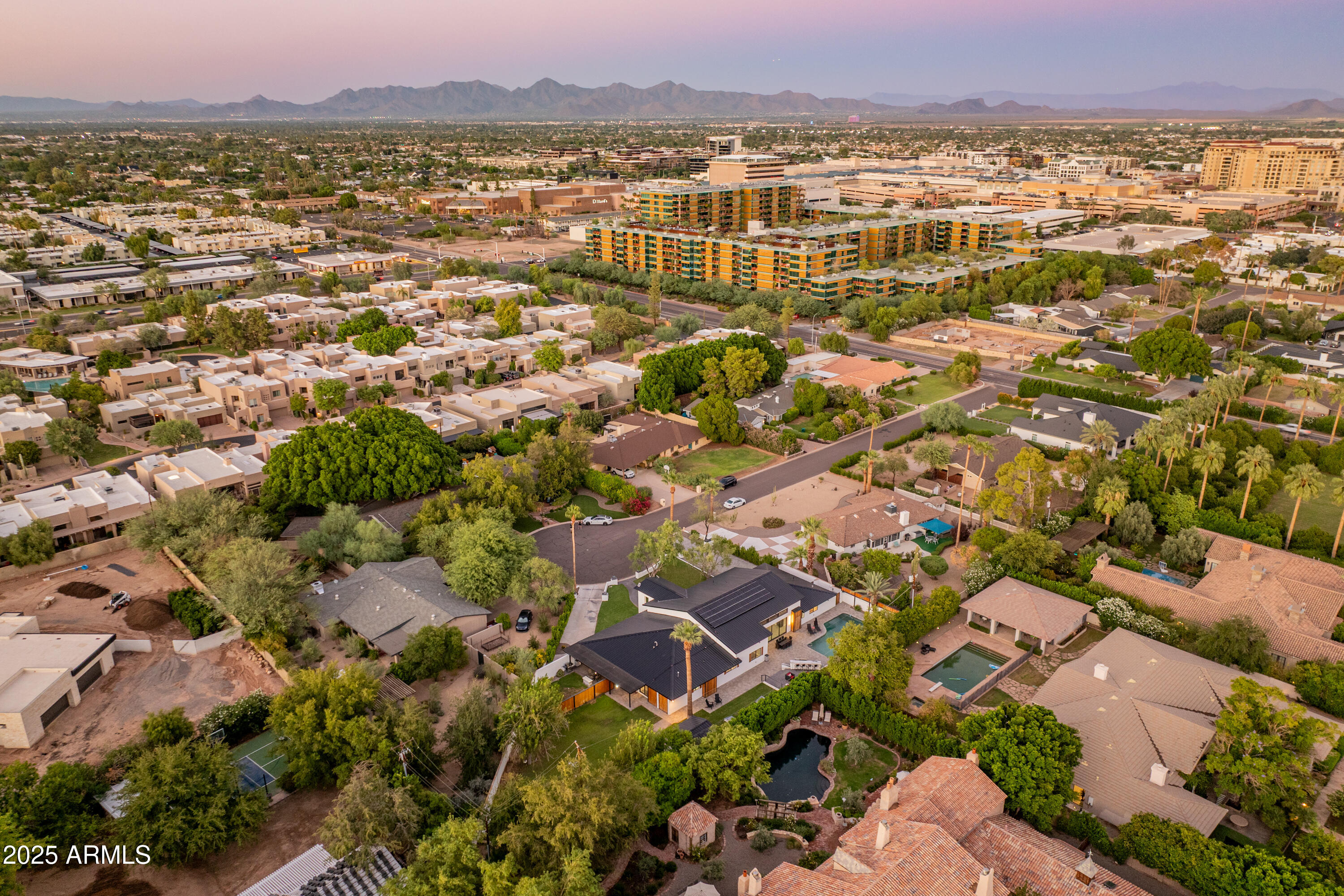 6715 E MONTECITO Avenue