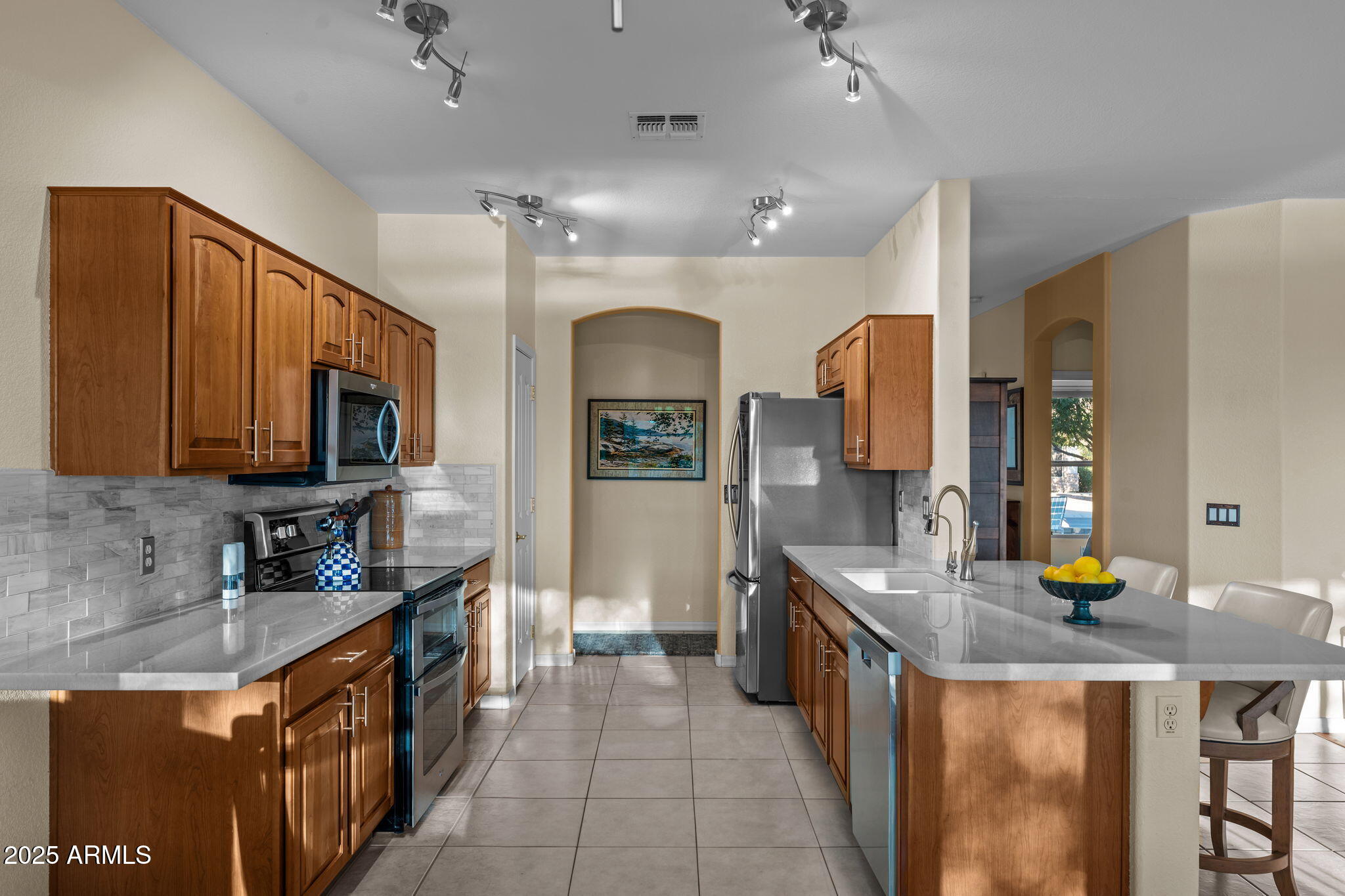 6222 S HUACHUCA Way