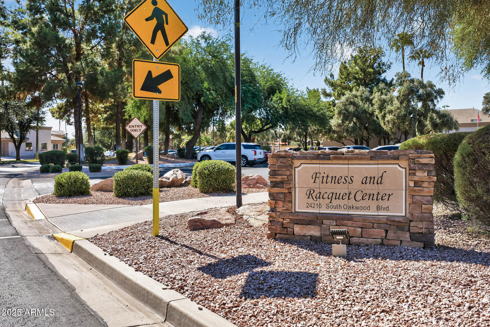 25031 S DESERT TRAIL Court