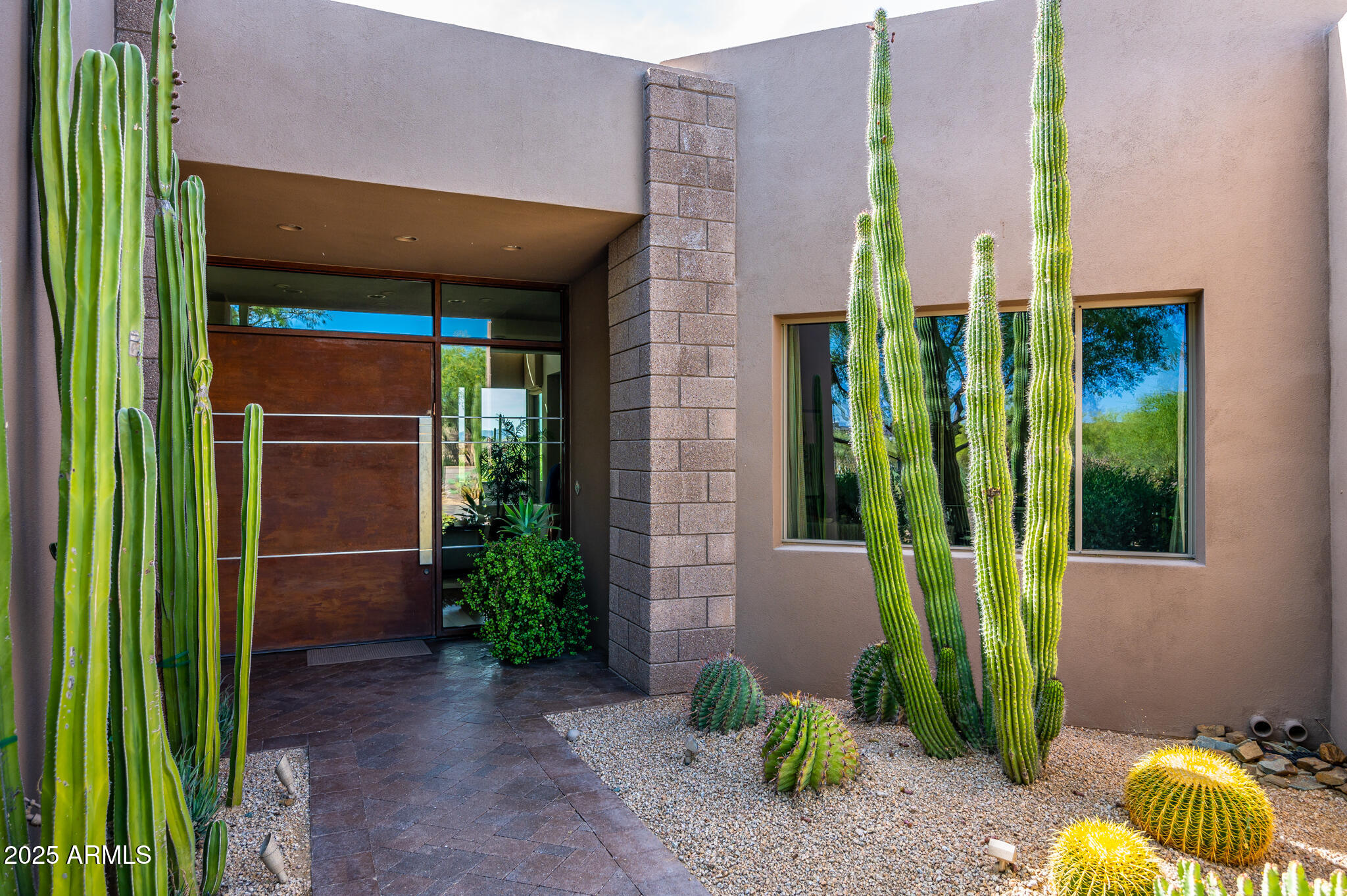 9422 E RISING SUN Drive E