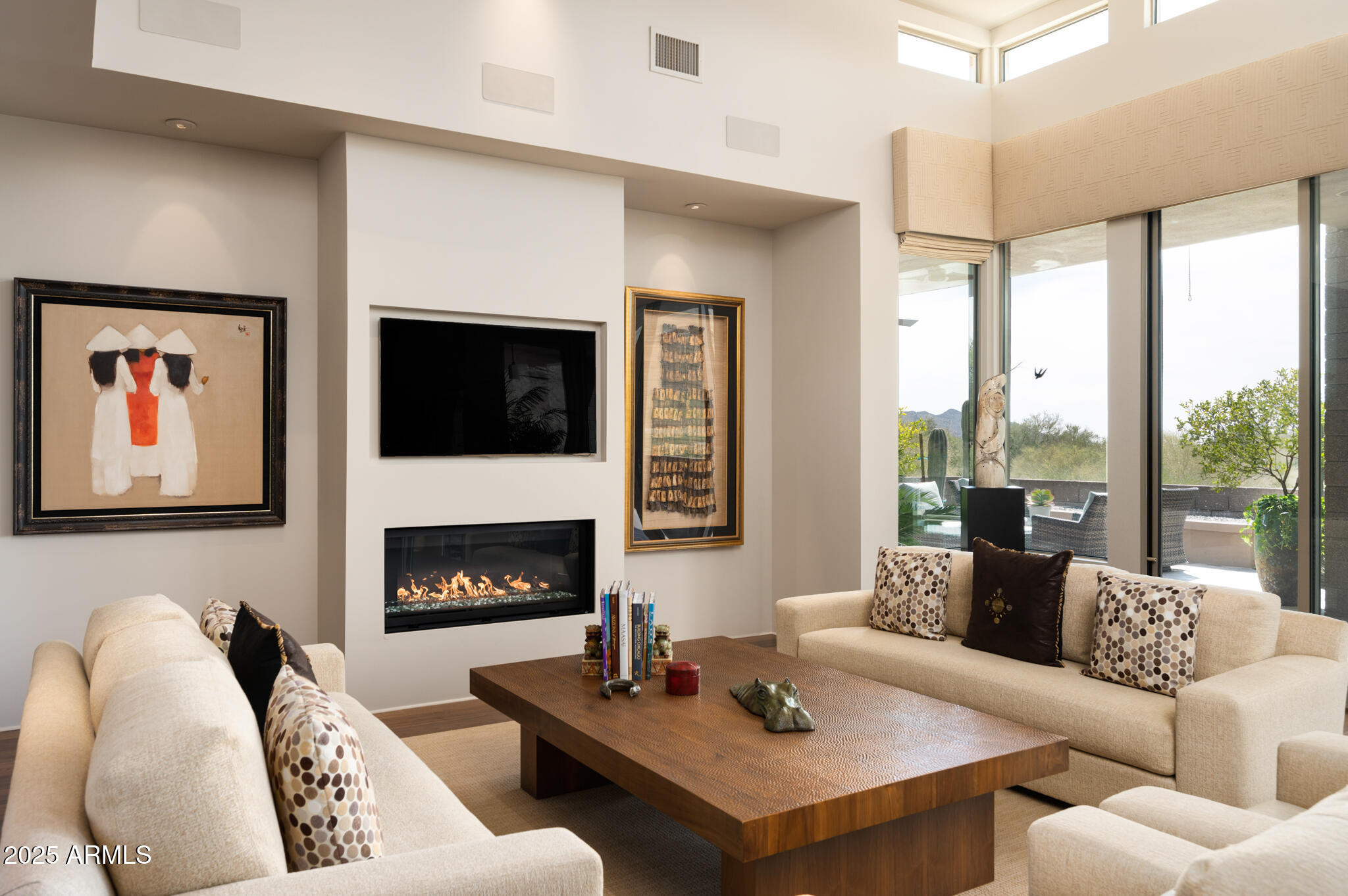 9422 E RISING SUN Drive E