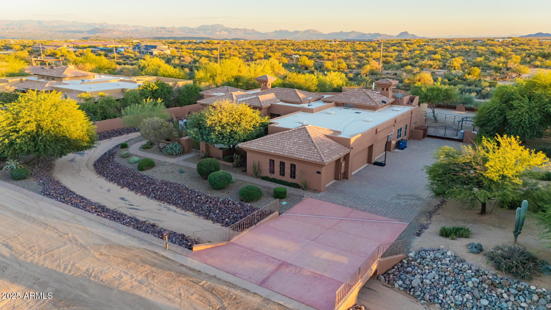 14521 E DESERT VISTA Trail