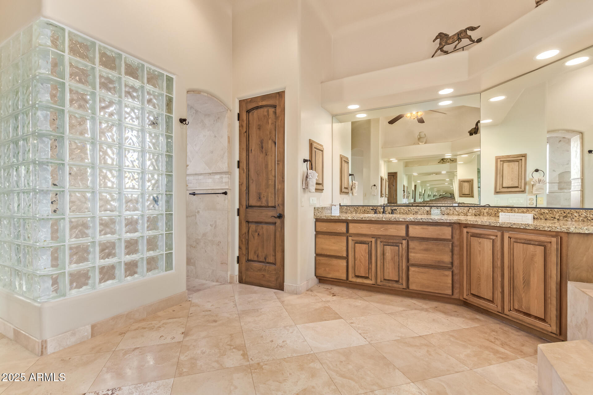 14521 E DESERT VISTA Trail