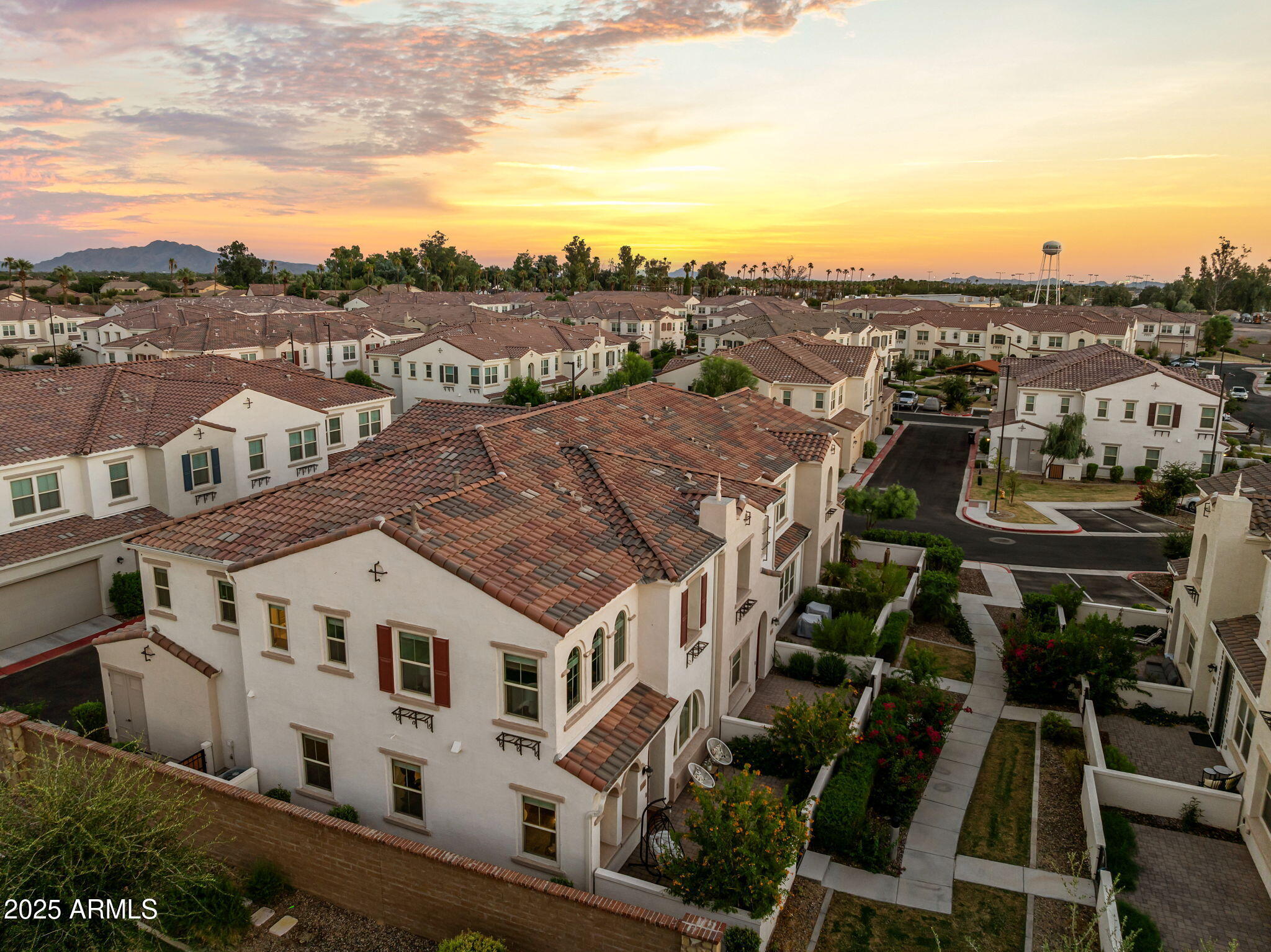 4077 S Sabrina Drive, 27