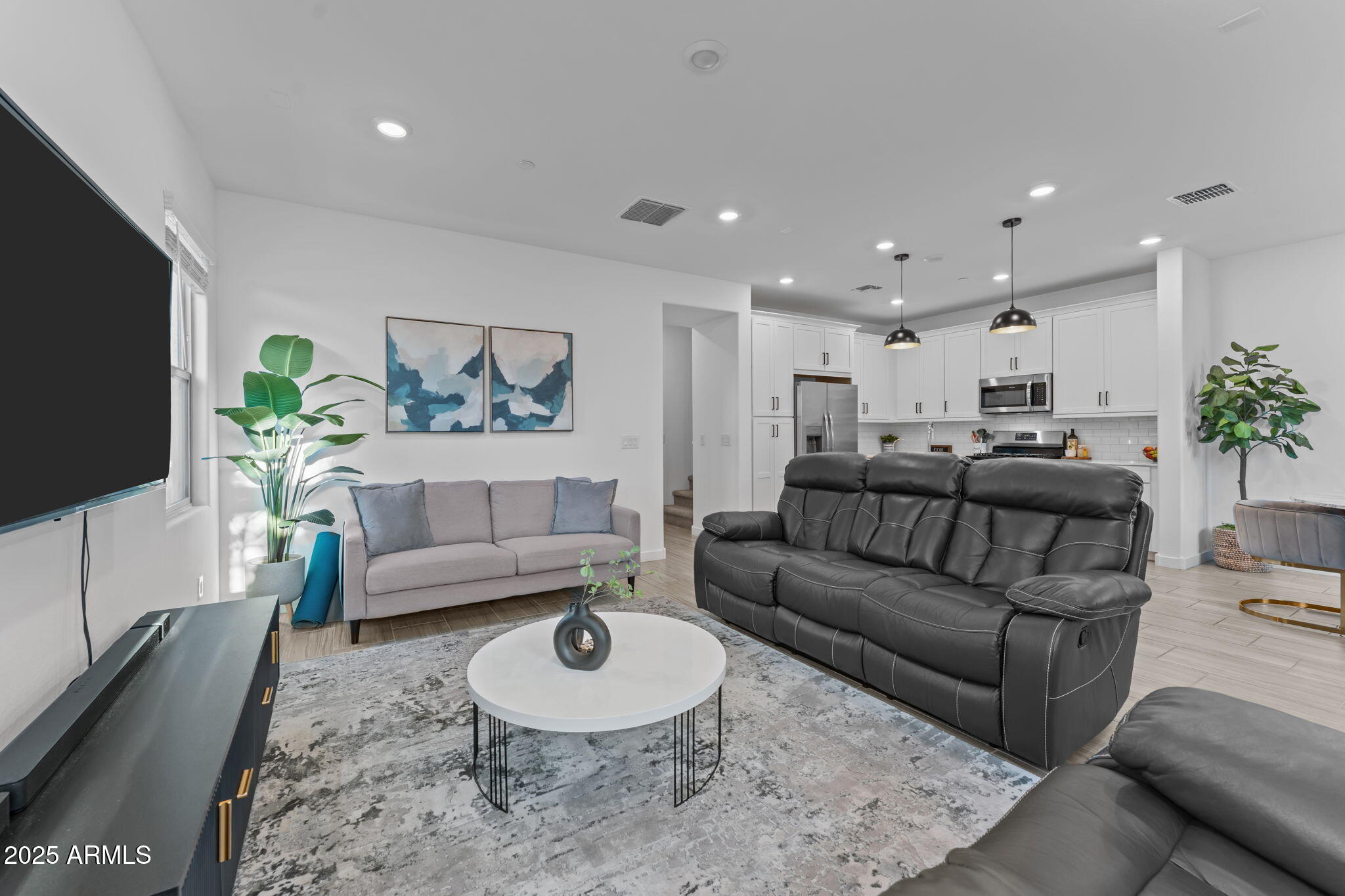 4077 S Sabrina Drive, 27