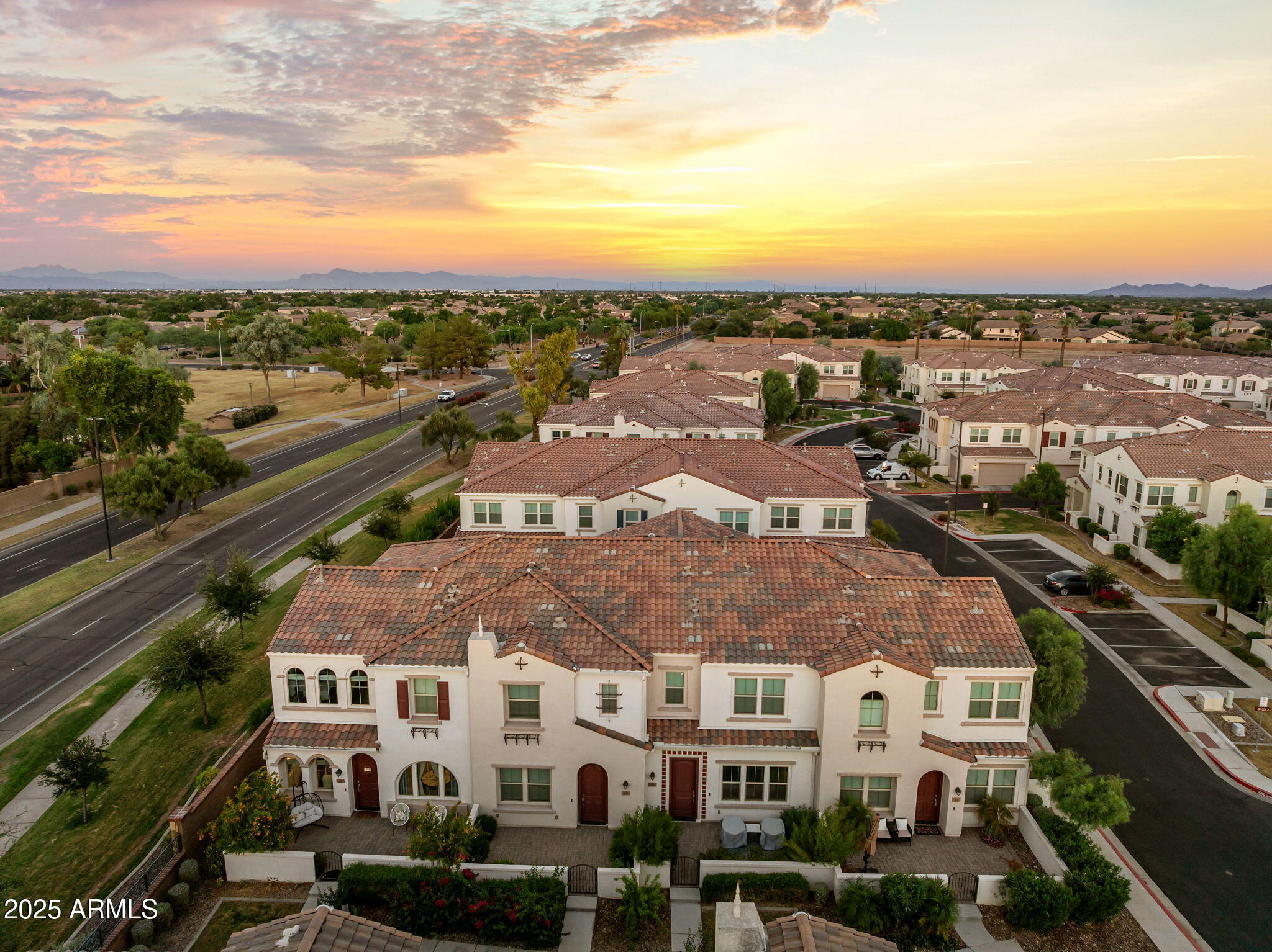 4077 S Sabrina Drive, 27