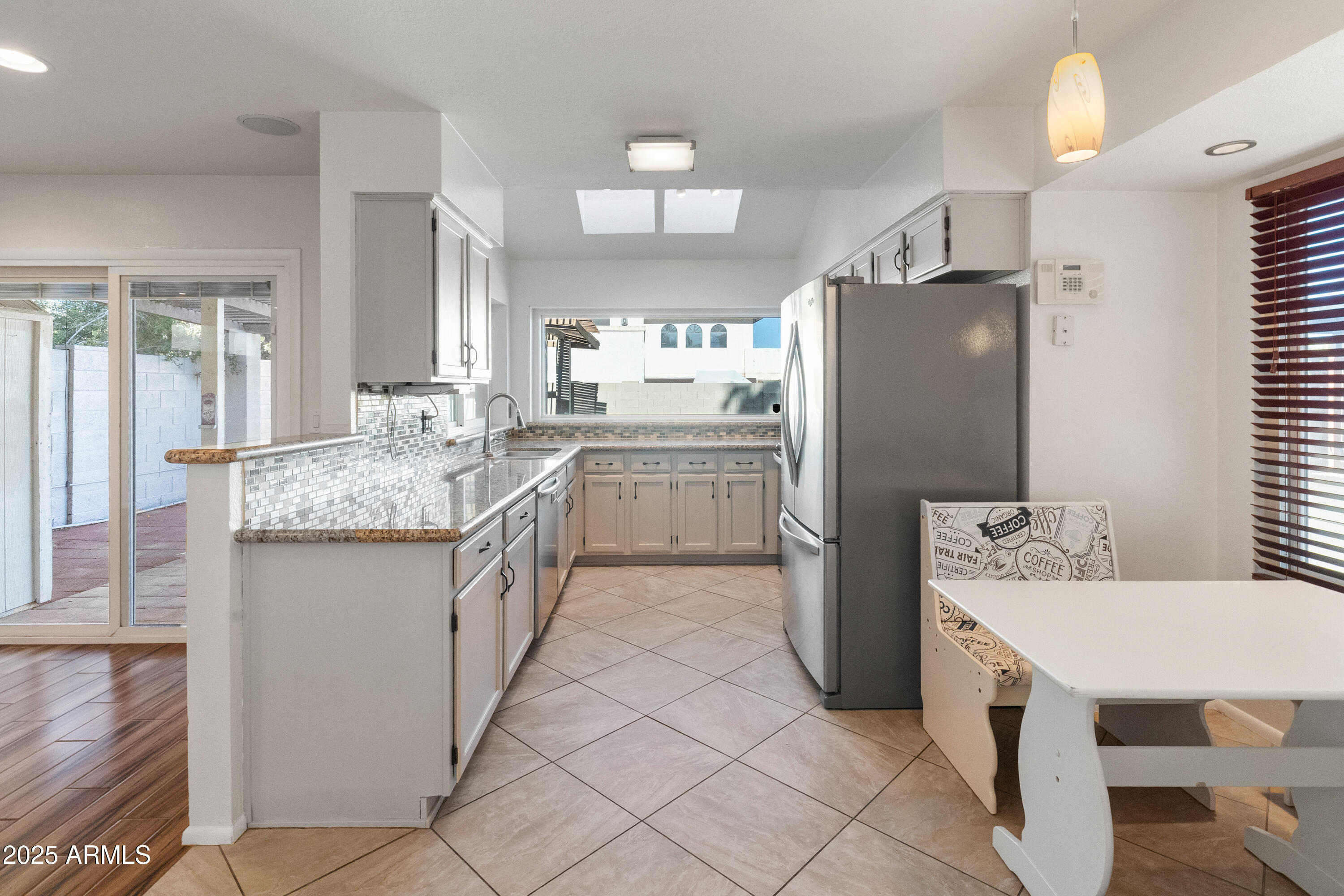 4652 E PIEDMONT Road