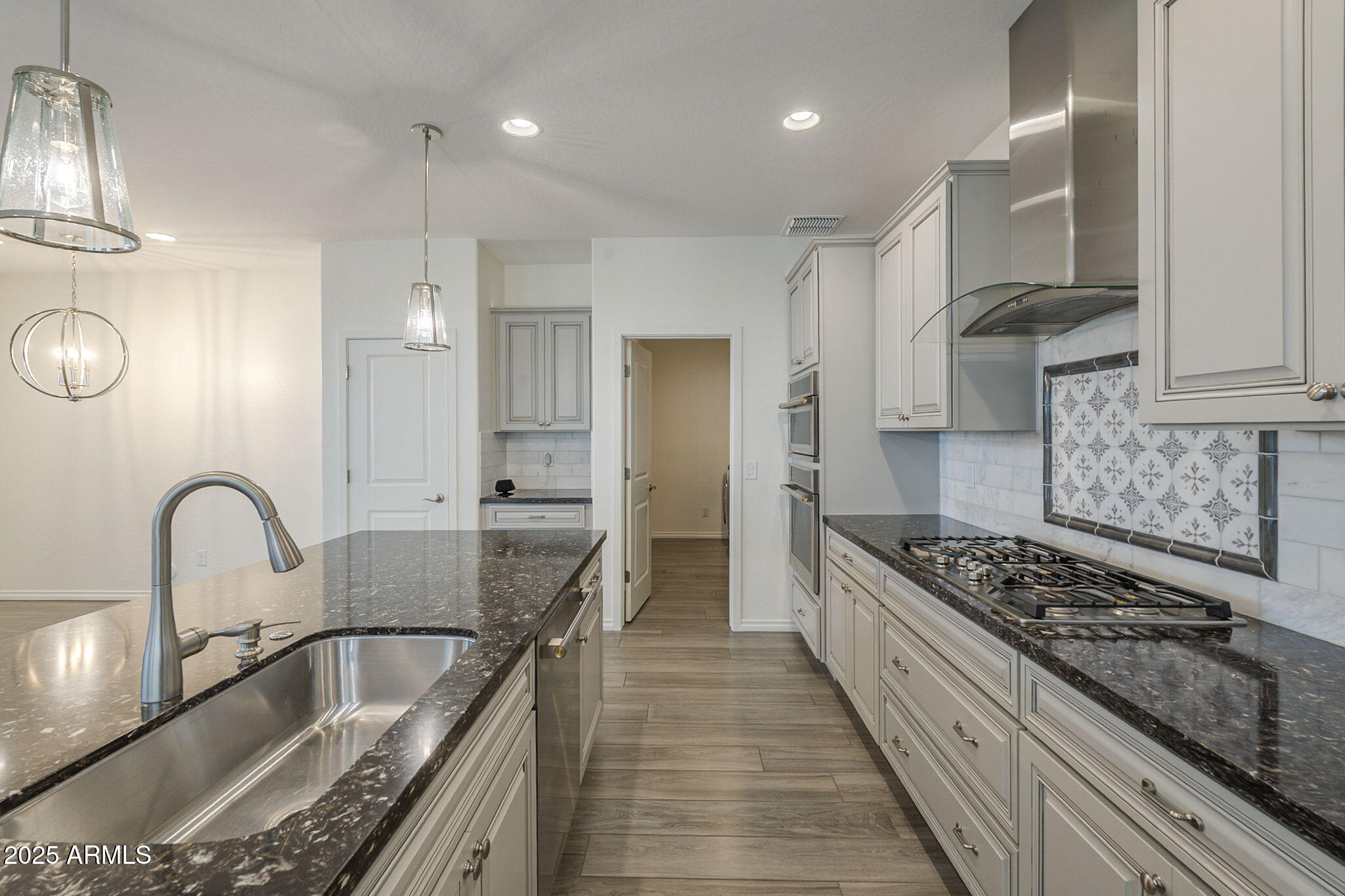 291 E LAS PUERTAS Lane, Queen Creek