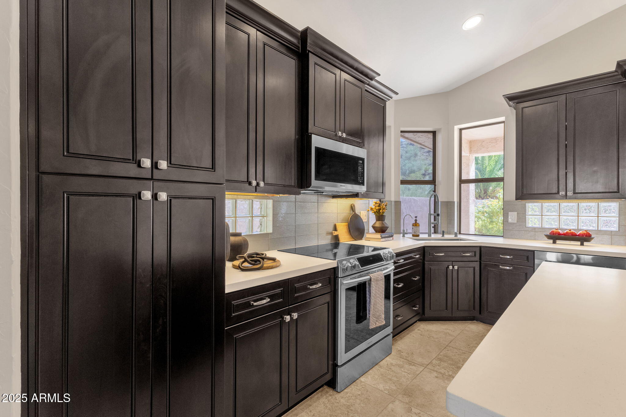 621 E GOLDENROD Street, Phoenix