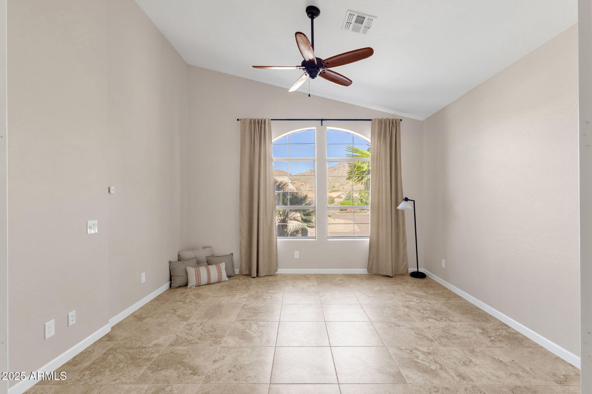 621 E GOLDENROD Street, Phoenix