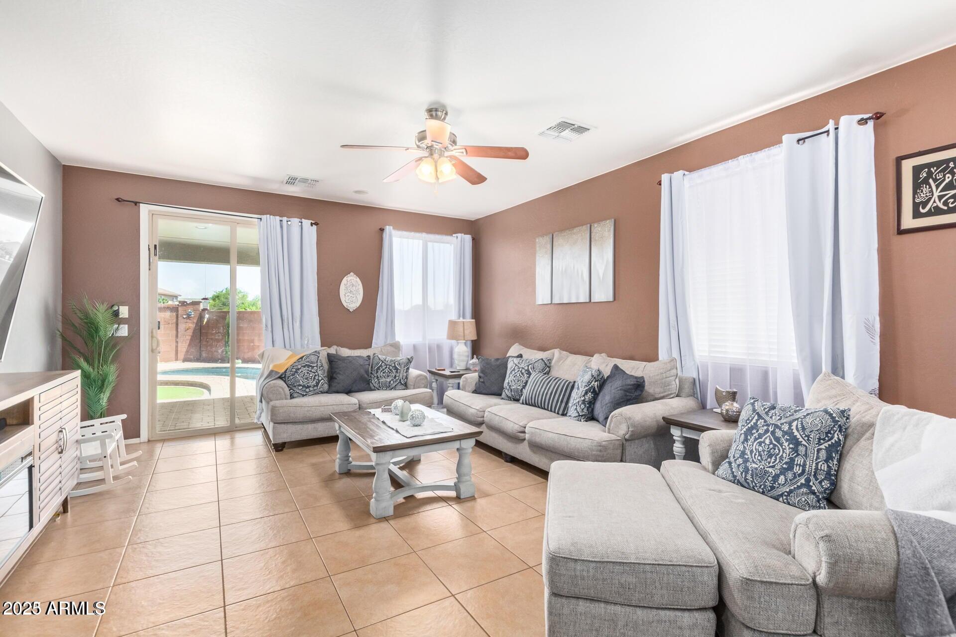 3652 E ODESSA Drive, San Tan Valley